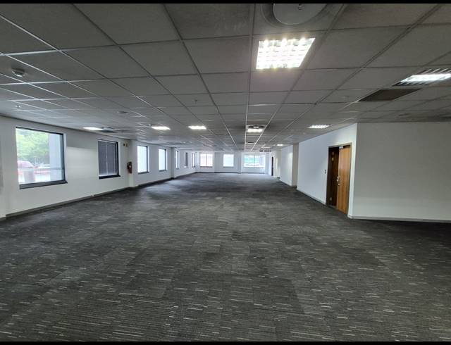 457M² OFFICE TO LET IN SANDTON CENTRAL